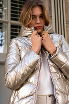Kurze Daunenjacke Amélia – Marineblau/Gold