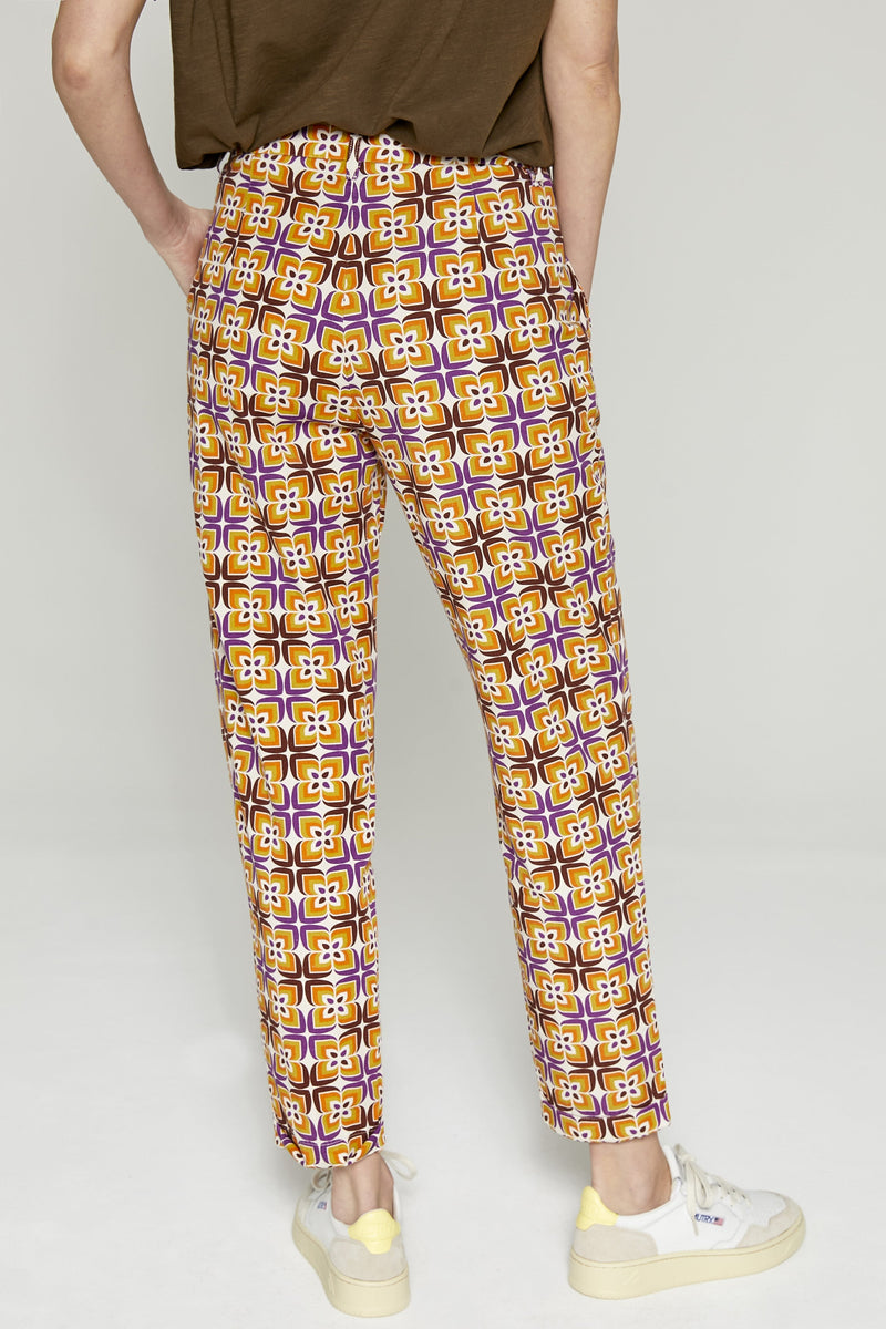 133 Calvi Cigarette Pants