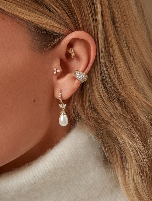 Fly Pearls Earrings