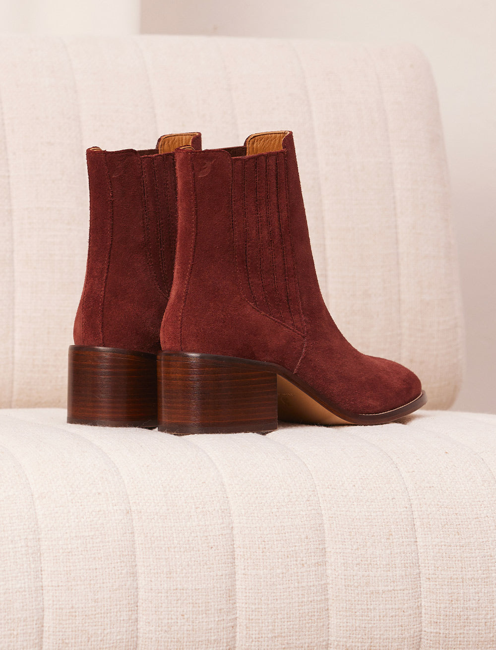 Lisa Heeled Chelsea Boot - Muscat - Women