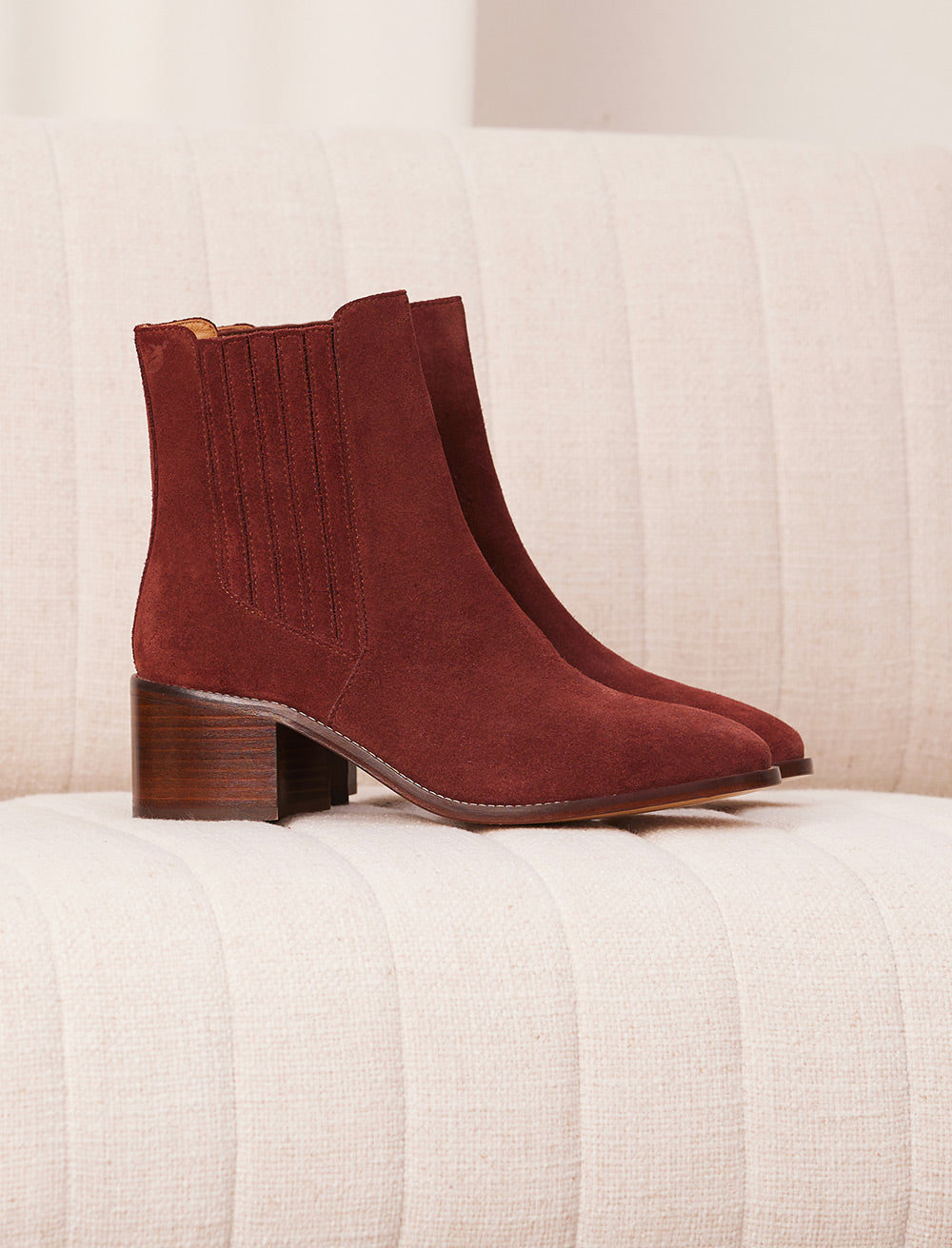 Lisa Heeled Chelsea Boot - Muscat - Women