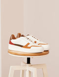 Sneakers Con Cordones Vasco - Blanco, Óxido & Bronce - Mujer