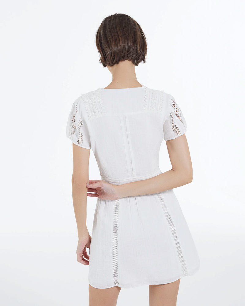 Robe Brodée Écrue Courte Détail Gallon - Femme