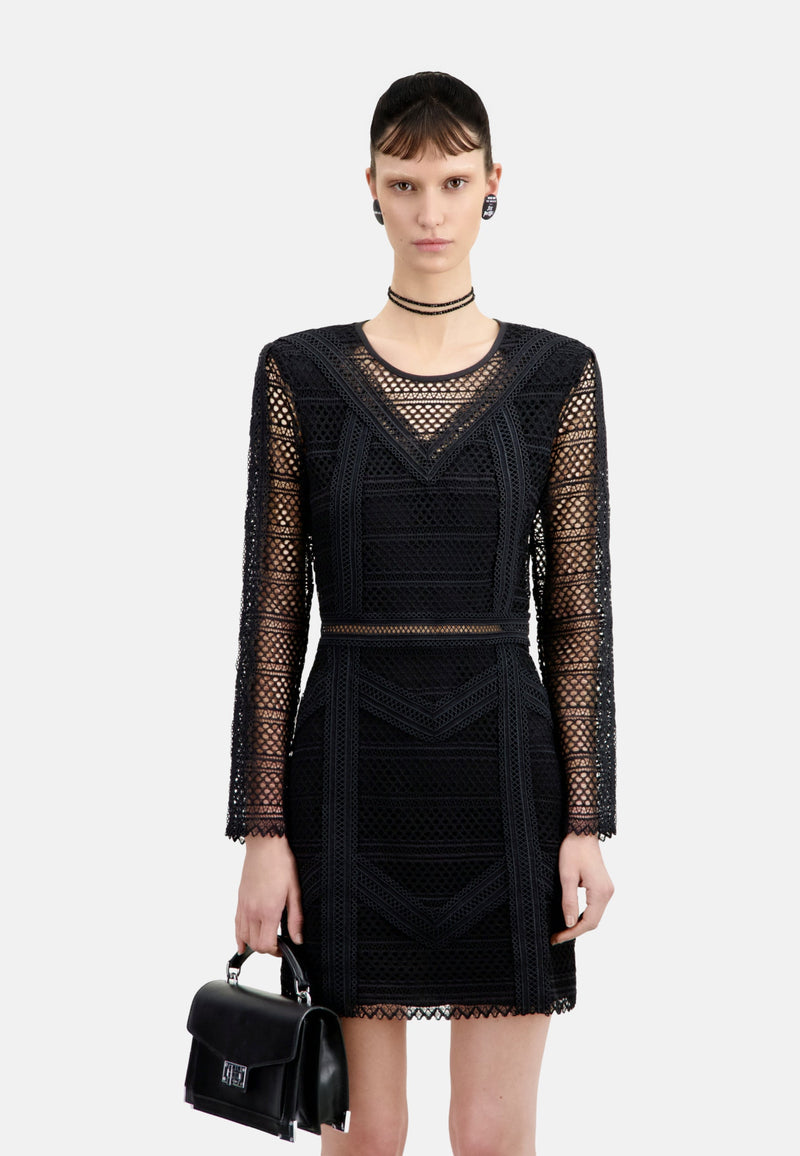 Robe Courte Avec Mix Dentelles A Manches Longues