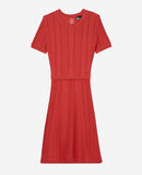 Robe Courte Avec Ouverture Dos Et Details De Points