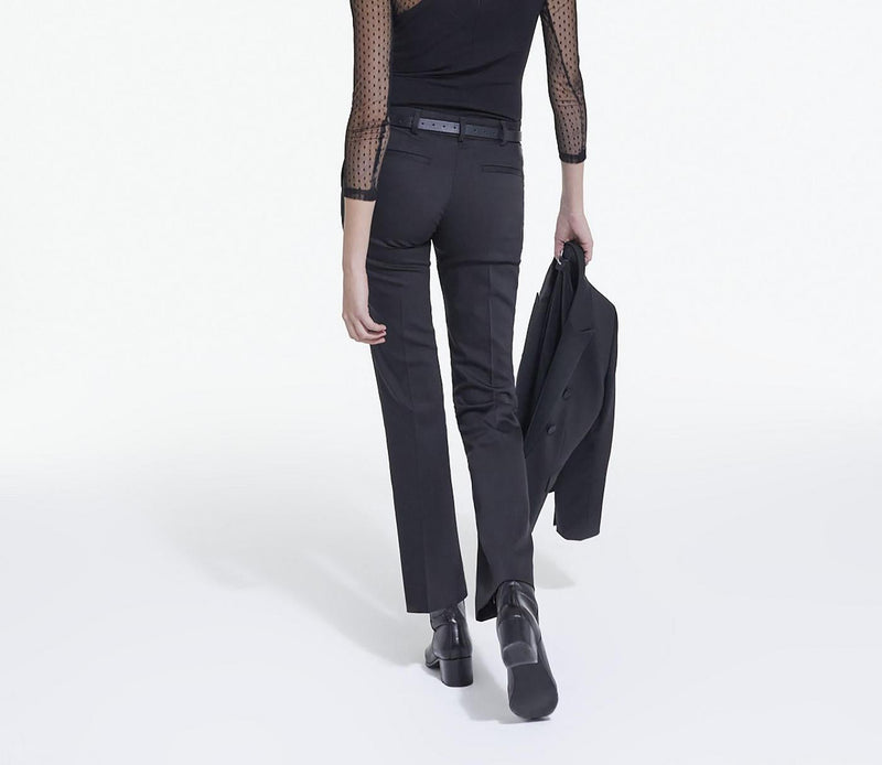 Top Fitee Detalle Plumetis - Mujer