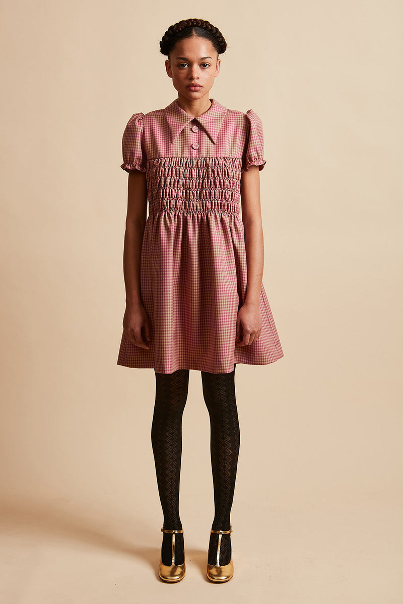 Short smocked dress in full length virgin wool gingham - Pink