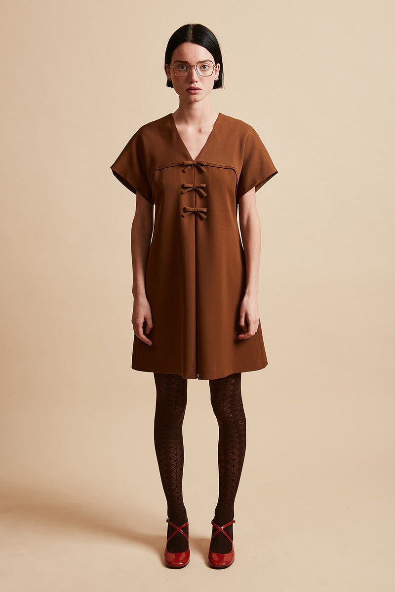 Short flared dress in tropical virgin wool - Brown
