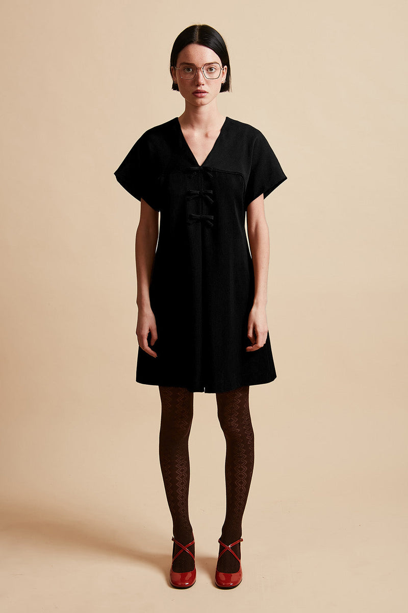Short flared dress in tropical virgin wool - Black
