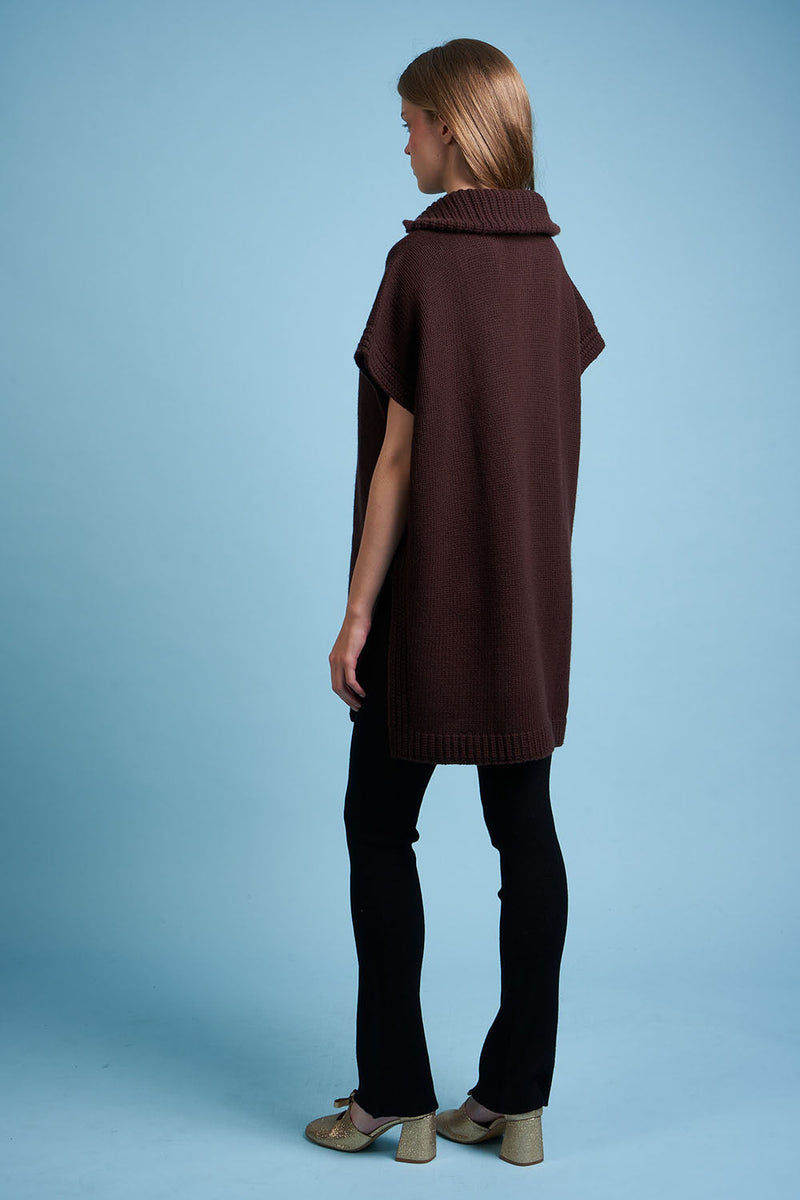 Cape in coarse knit wool and cashmere with profiled back - Chocolate
