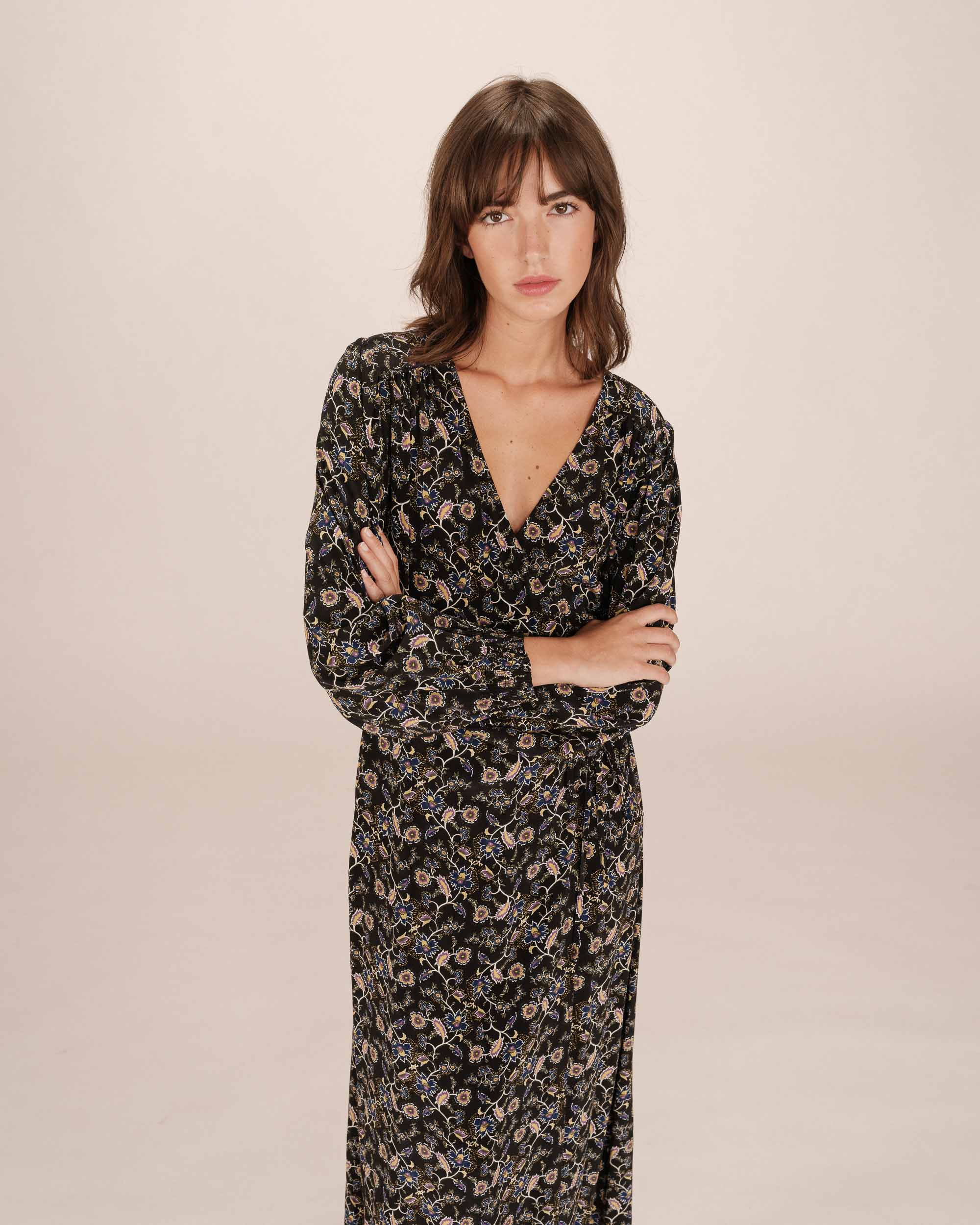 Long Black Floral Dress Superbe