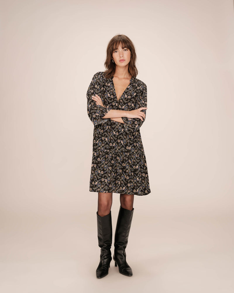 Vestido Corto De Flores Negro Sirius