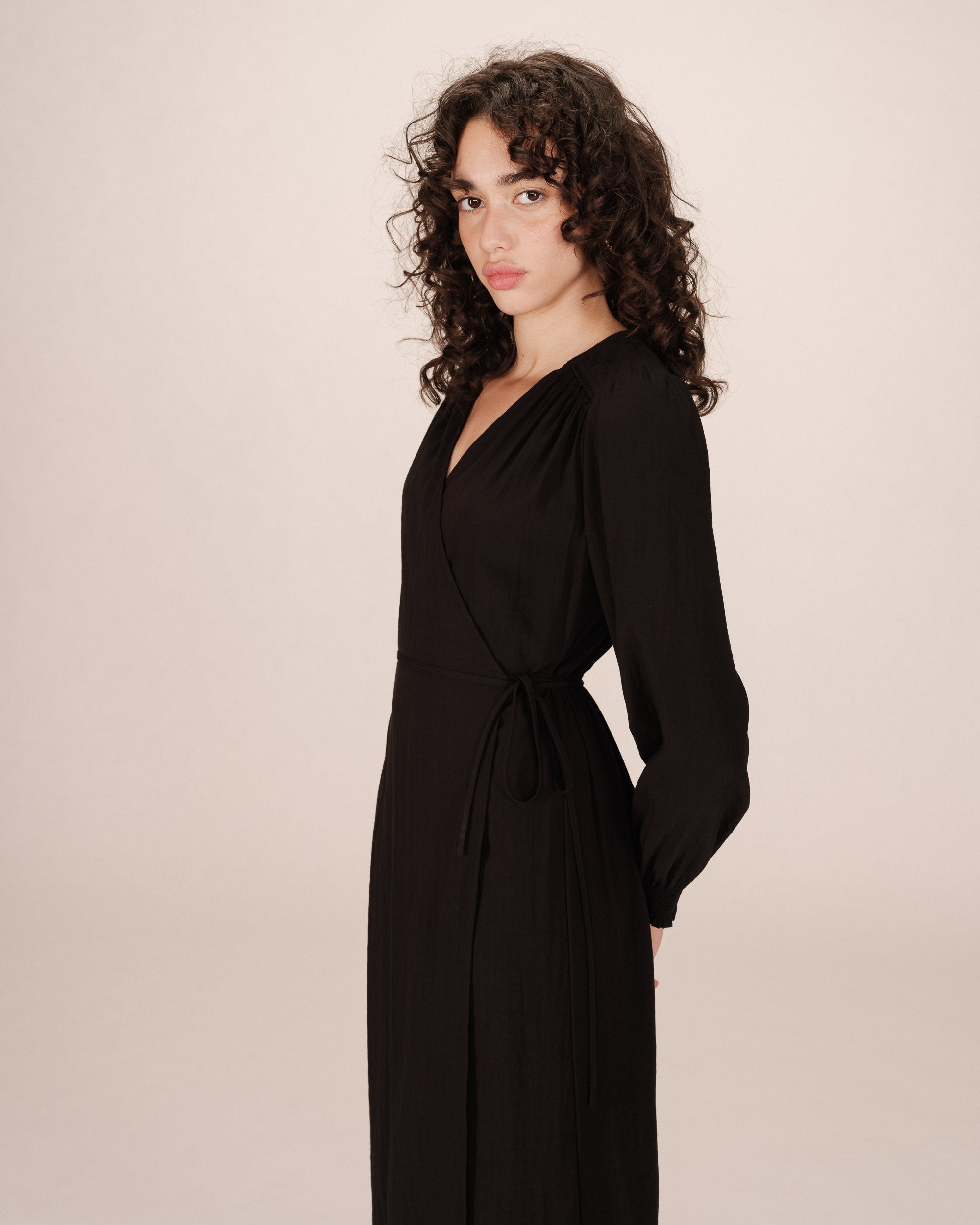 Long Dress Black Seychelles