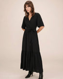 Vestido Largo Entallado Con Volantes Sequoia Negro