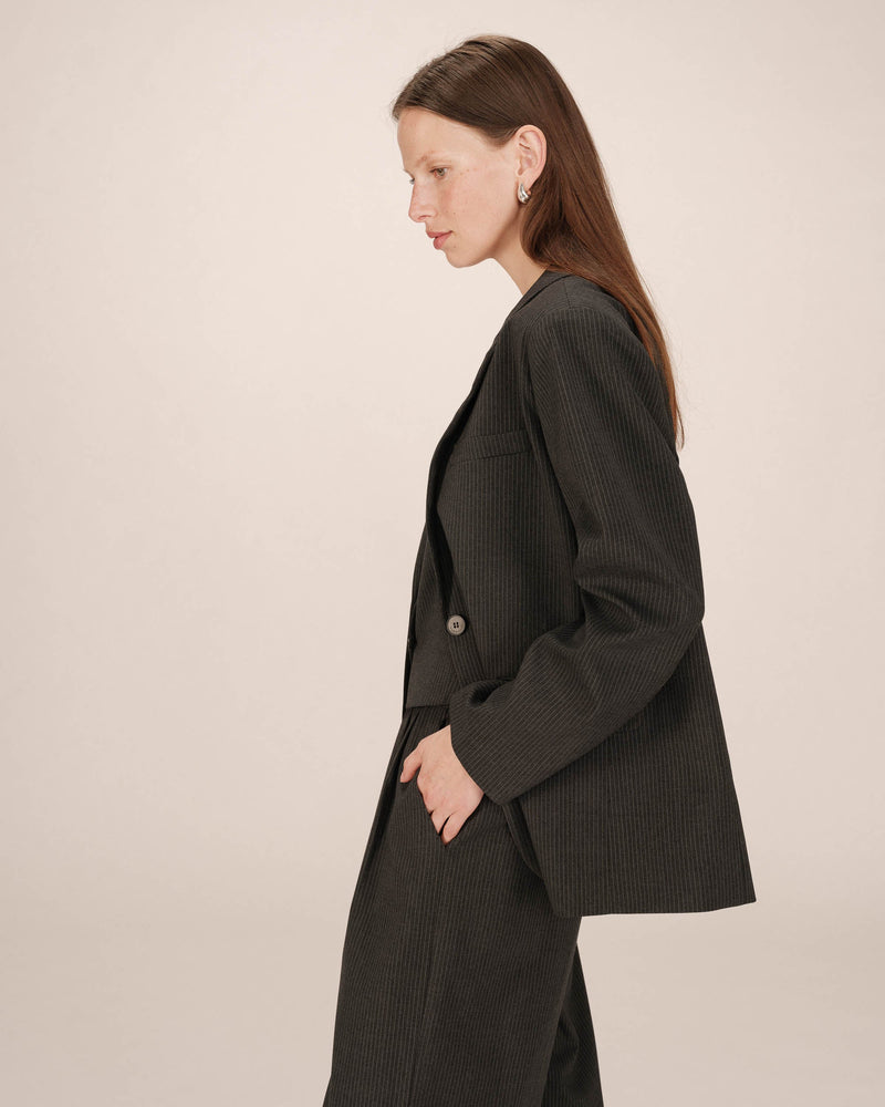 Blazer Recto Rayas Antracita Silly