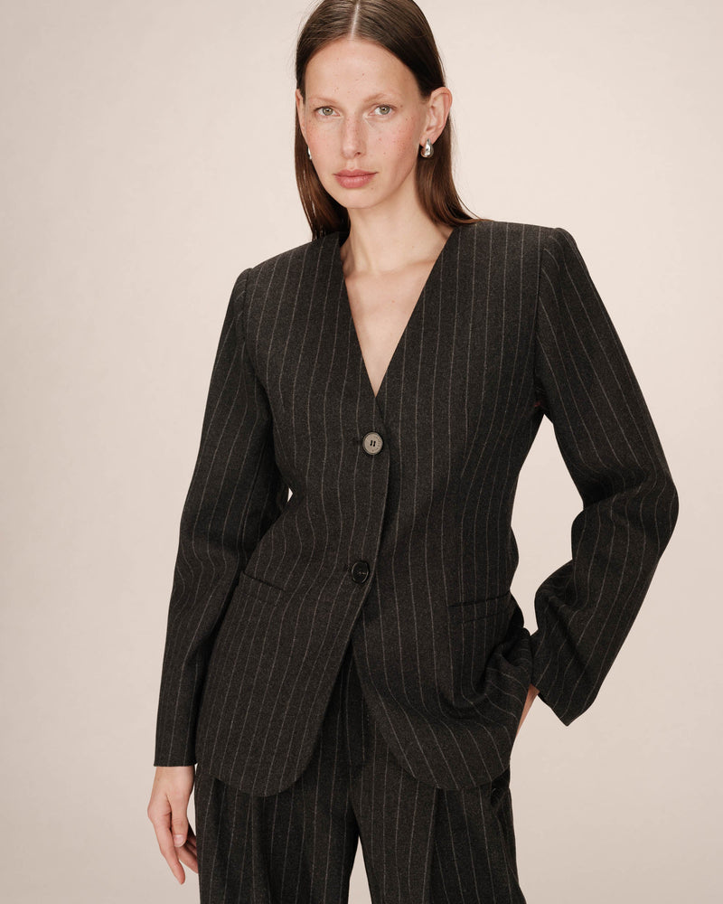 Blazer tipo percha a rayas Shain Carbon