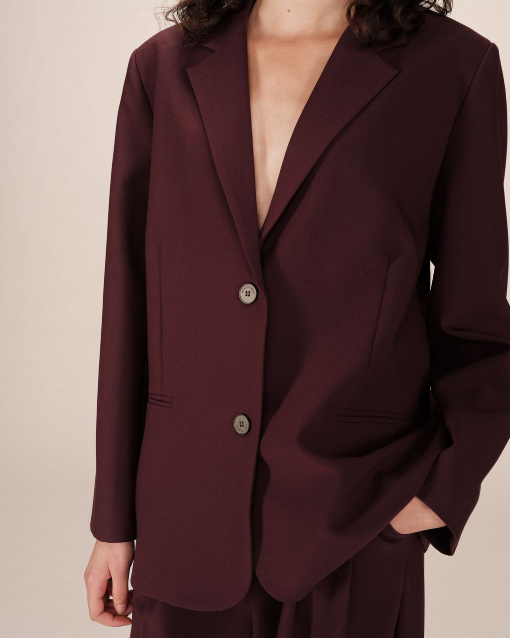 Blazer Ancho Recto Burdeos Strong