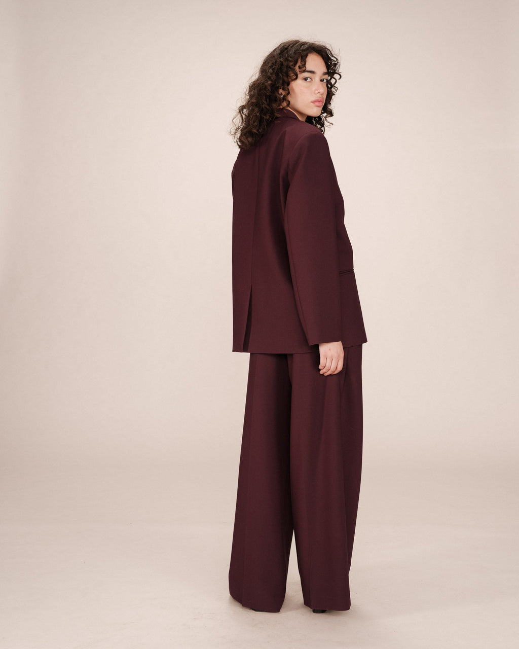 Blazer Ancho Recto Burdeos Strong