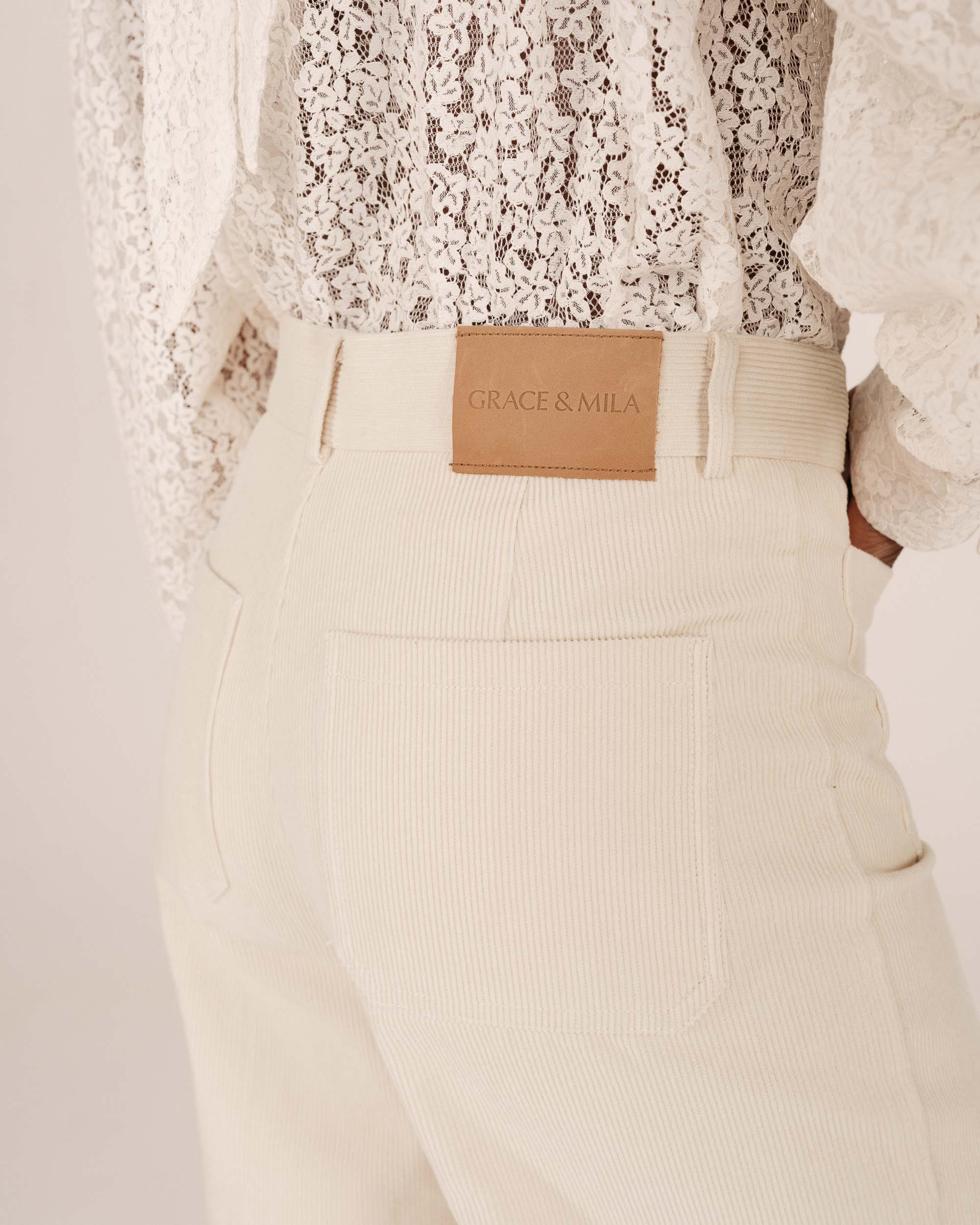 Wide-Leg Ecru Trousers Samba