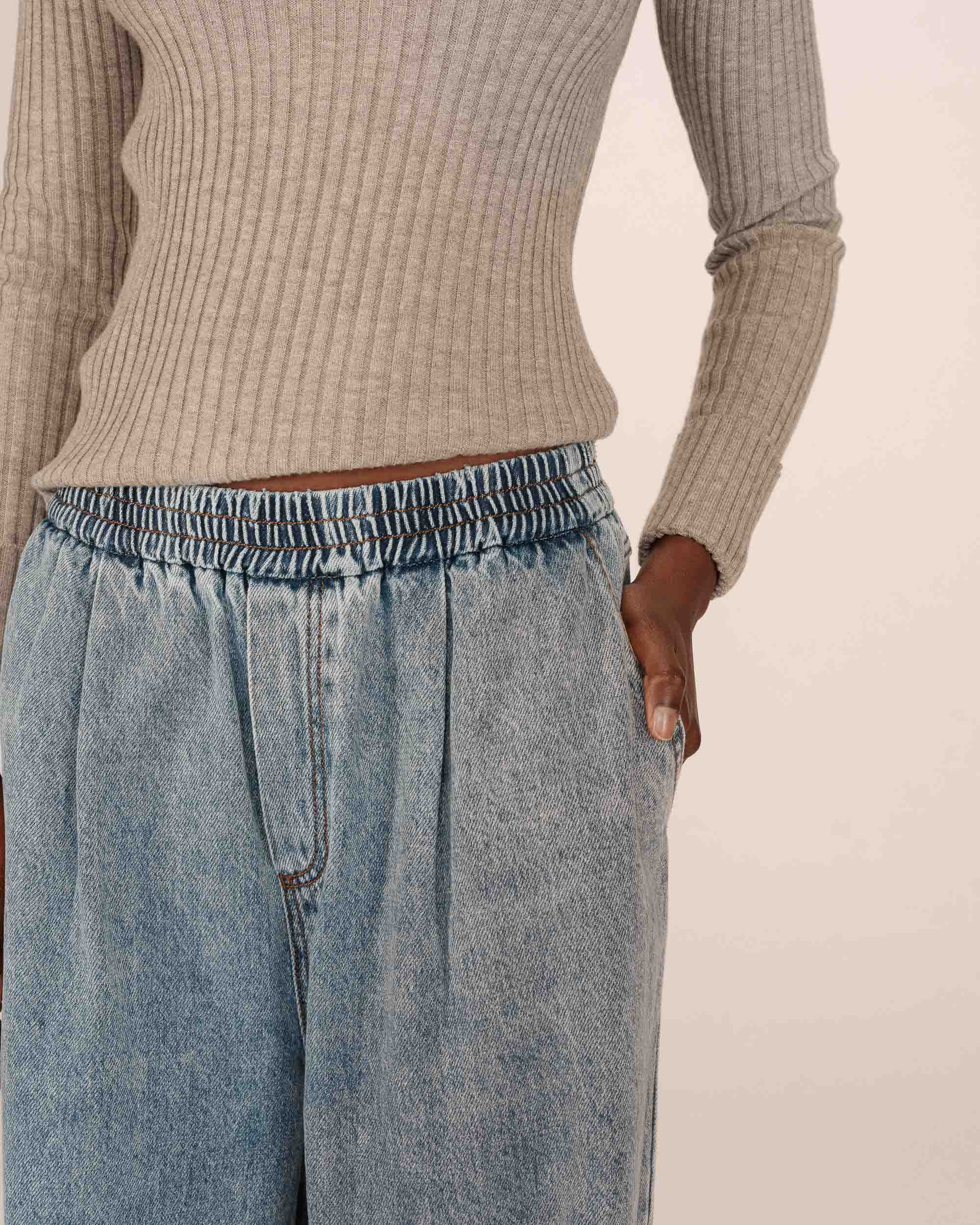 Light Blue Baggy Jeans Sacha