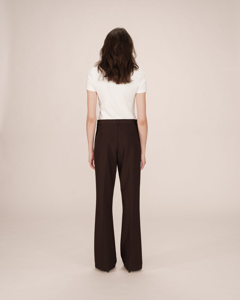 Pantalones de sastre de campana color chocolate de Singer
