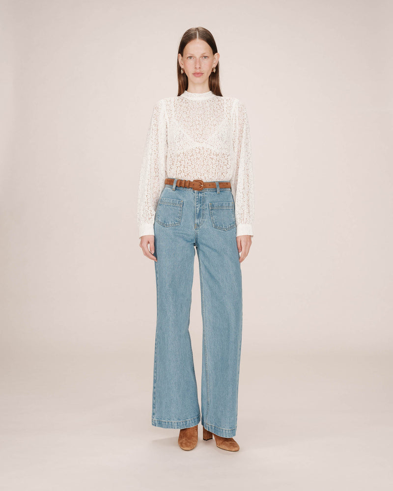 Sicilia Ivory Pussy Collar Blouse