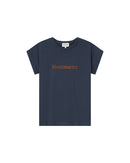 Camiseta azul marino con mensaje de Sorentino