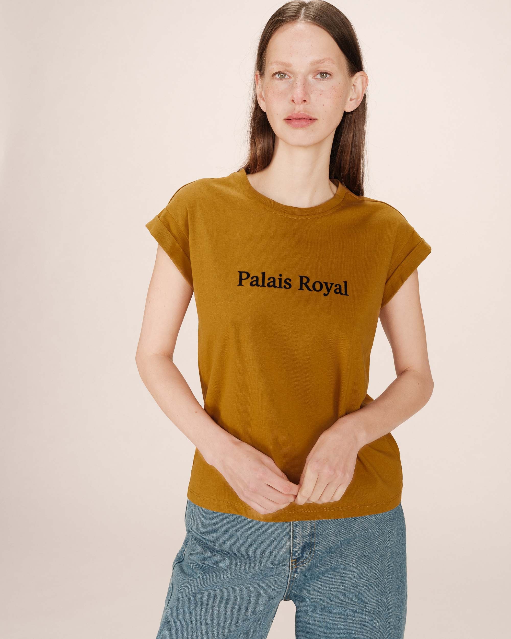 T-Shirt con Mensaje Ocre Sorentino