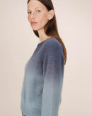Jersey de mezclilla azul con efecto tie-dye de Sacramento