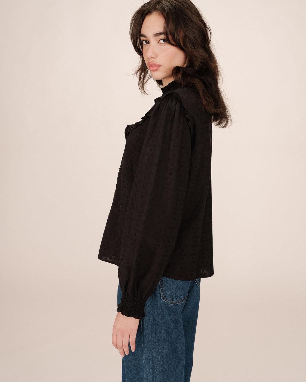 Frill Blouse Black Seduisante