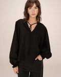 Blusa Cuello Anudado Negro Serinda