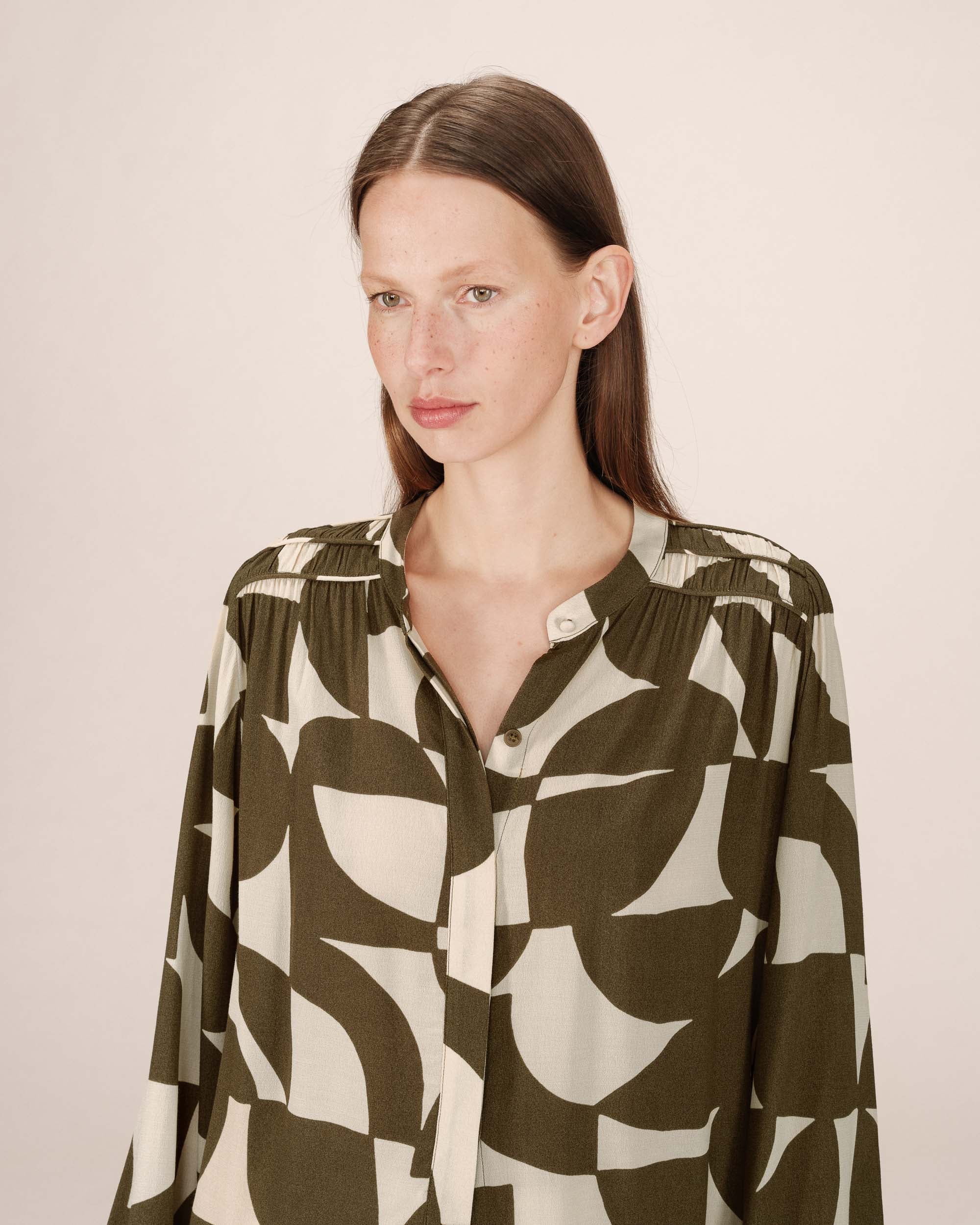 Blusa Estampado Bicolor Oliva Sorpresa