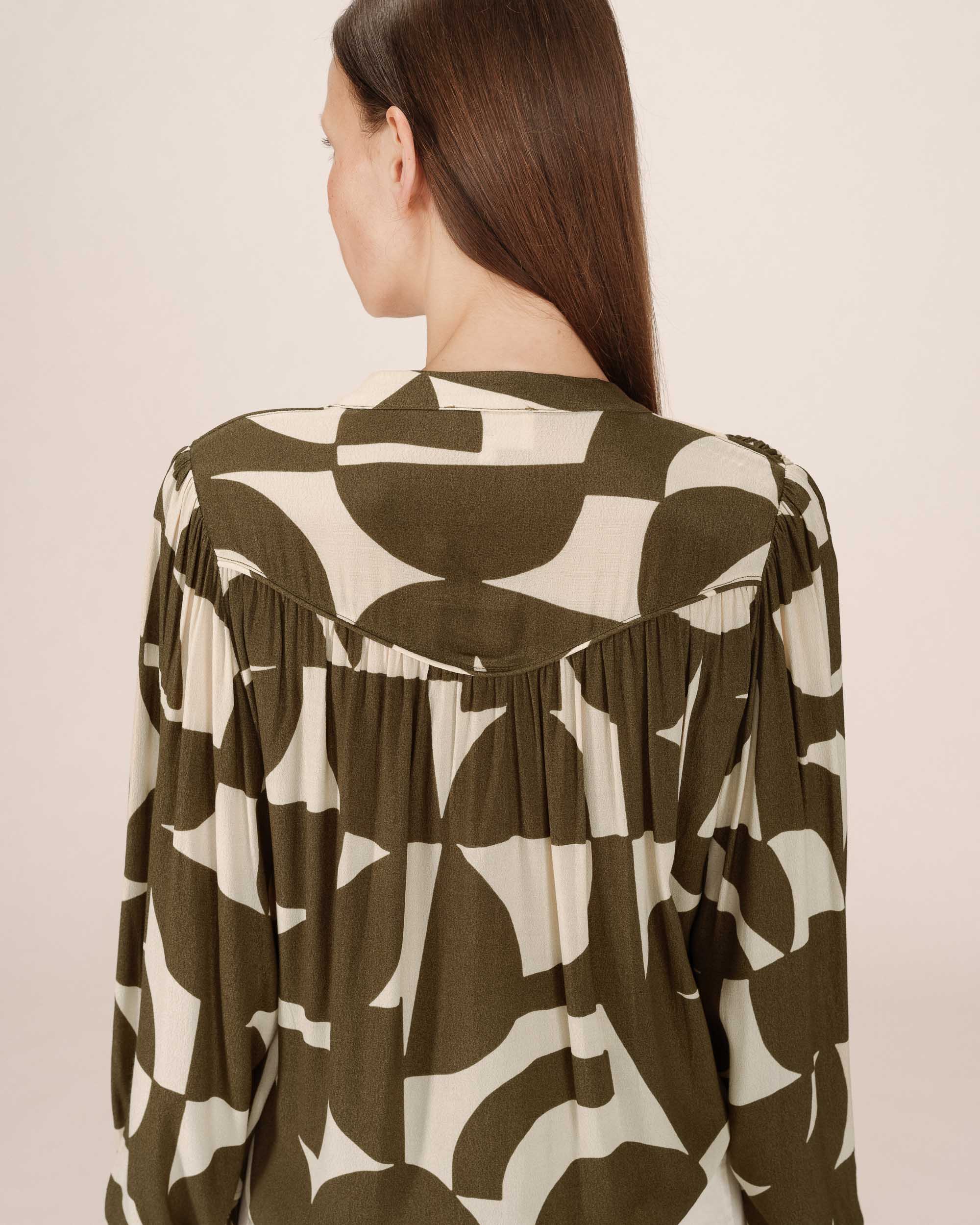 Blusa Estampado Bicolor Oliva Sorpresa