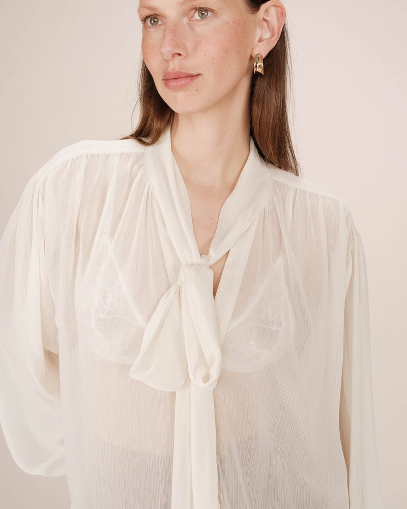 Splendid Ecru Pussy Collar Blouse
