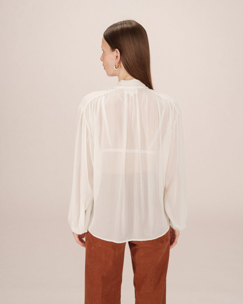 Splendid Ecru Pussy Collar Blouse