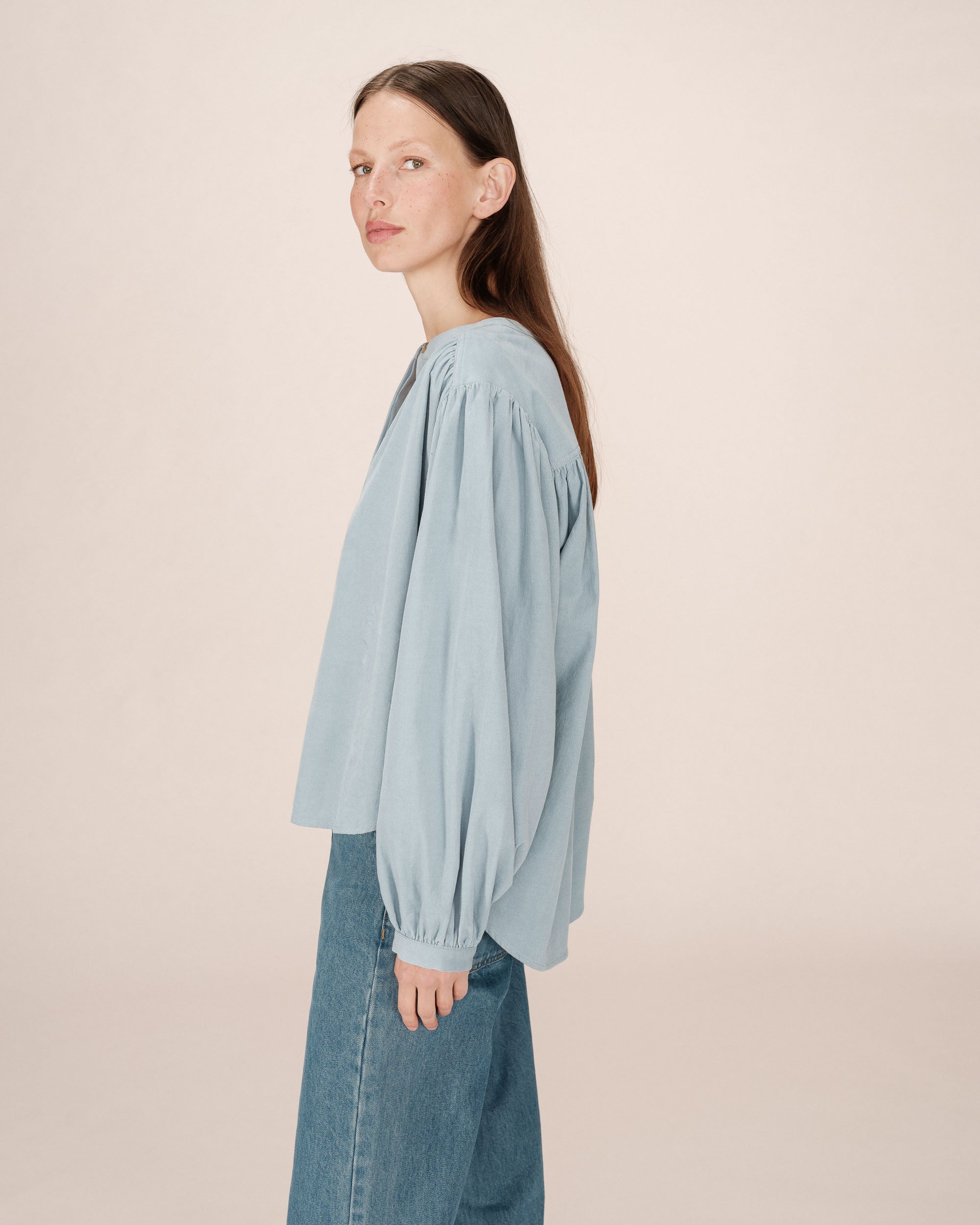 Blusa Oversize Salvia Suri
