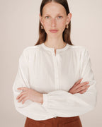 Blusa Recta Con Fruncidos Marfil Savannah