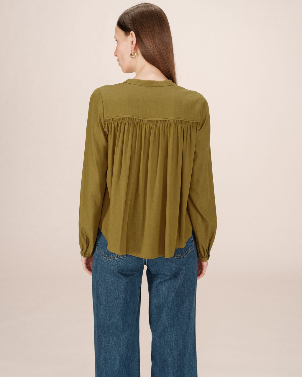 Blusa Recta Con Fruncidos Oliva Savannah