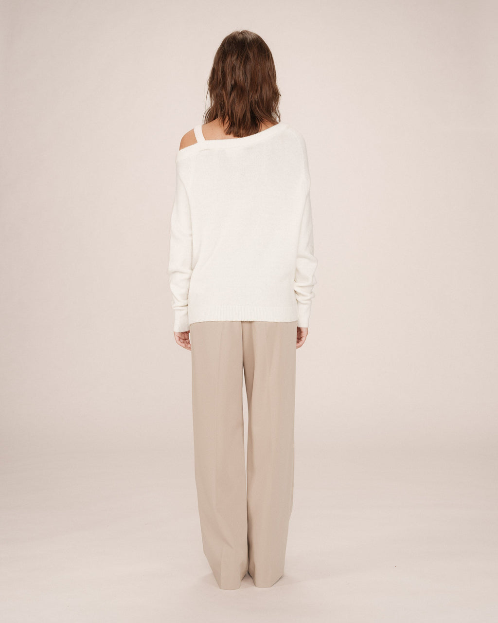 Asymmetric Jumper Ivory Samantha