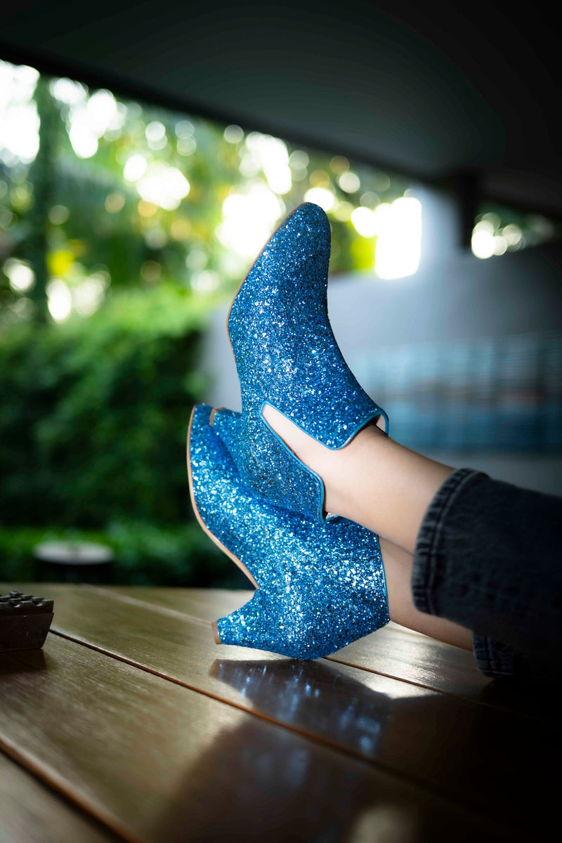 Cuarenta y cuatro - Pitufina con purpurina