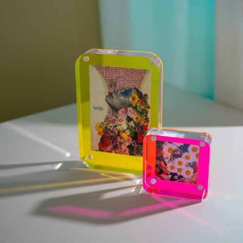 Cadre En Acrylique Avec Fermeture Magnétique - Rose