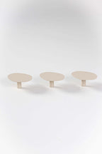 Wandhaken LOU im Set von 3, minimalistisches Design für vielseitige Anwendungen in der Wohnung.