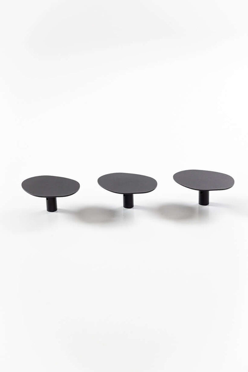 Wandhaken LOU (3er Set) in modernem, minimalistischen Design auf weißem Hintergrund