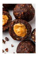 Funkie Cœur de Boule Brownie Cacahuète est un snack naturellement sucré avec un délicieux cœur fondant.