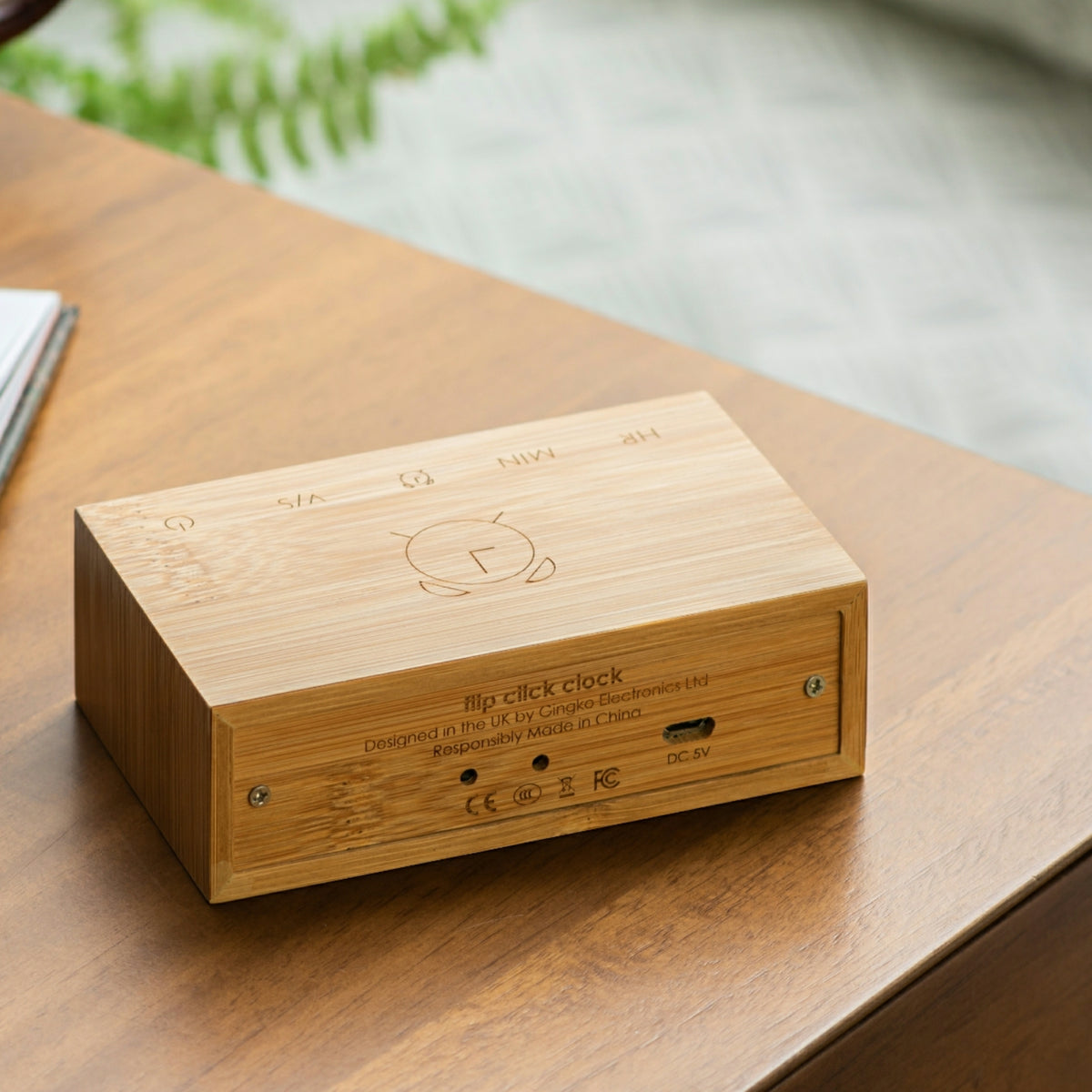 Reloj despertador Flip Click - Madera de bambú natural