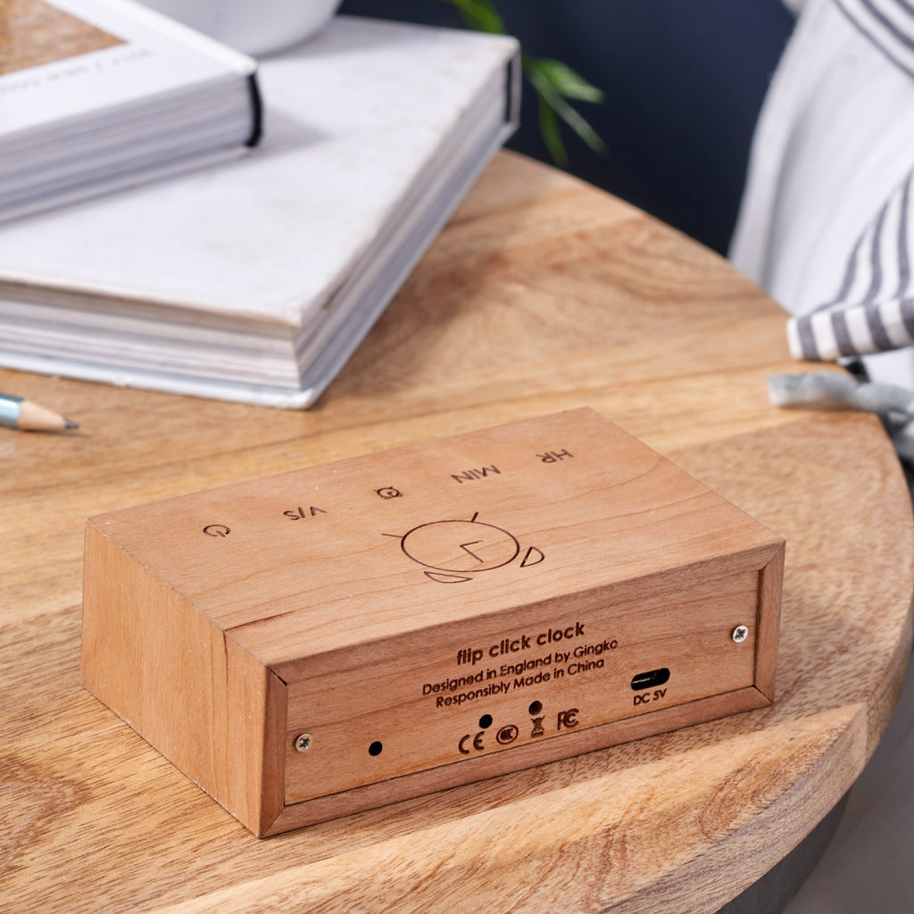 Reveil Flip Click - Cerisier Naturel