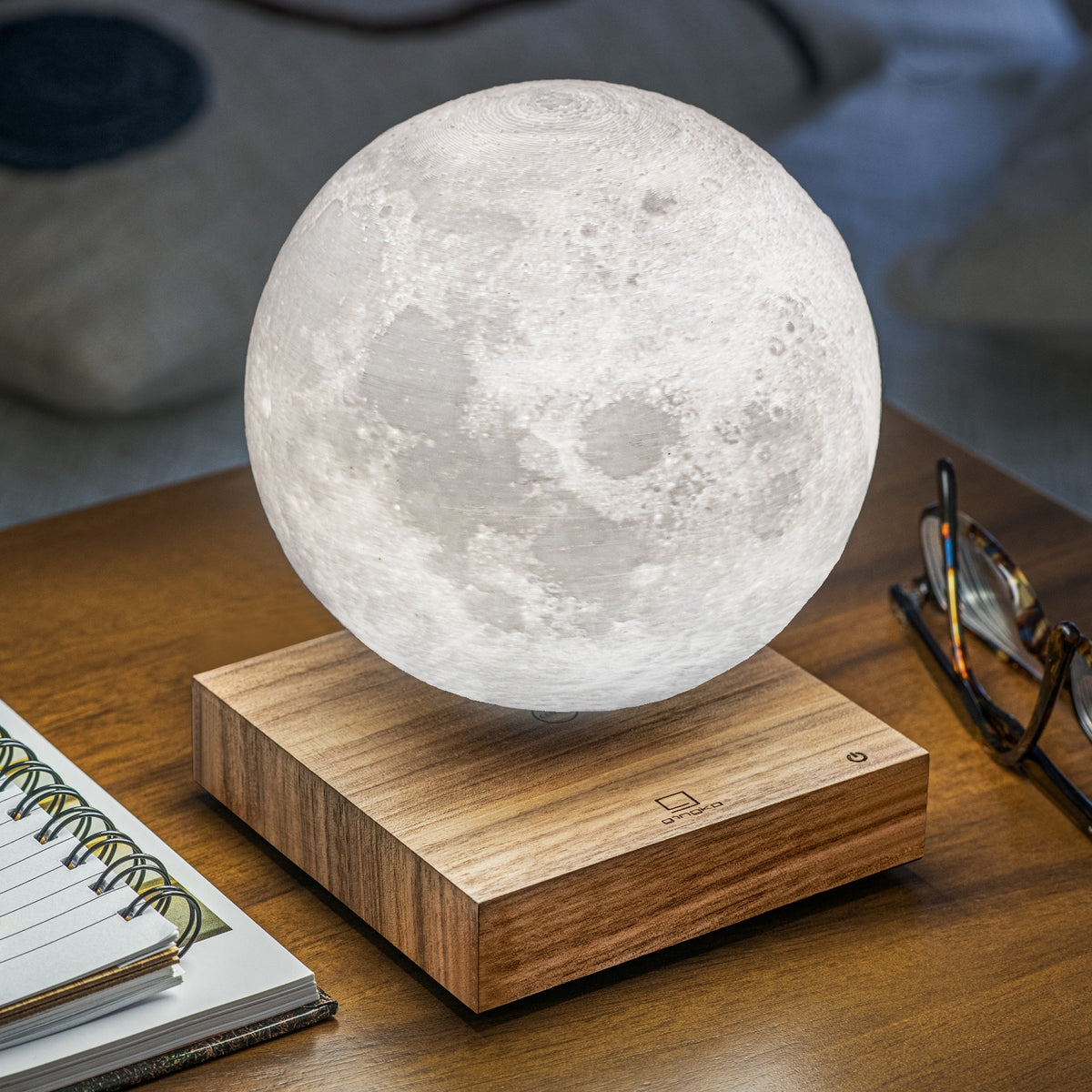 Lampe Smart Moon - Noyer Naturel