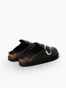 Zuecos negros de cuero Grisel