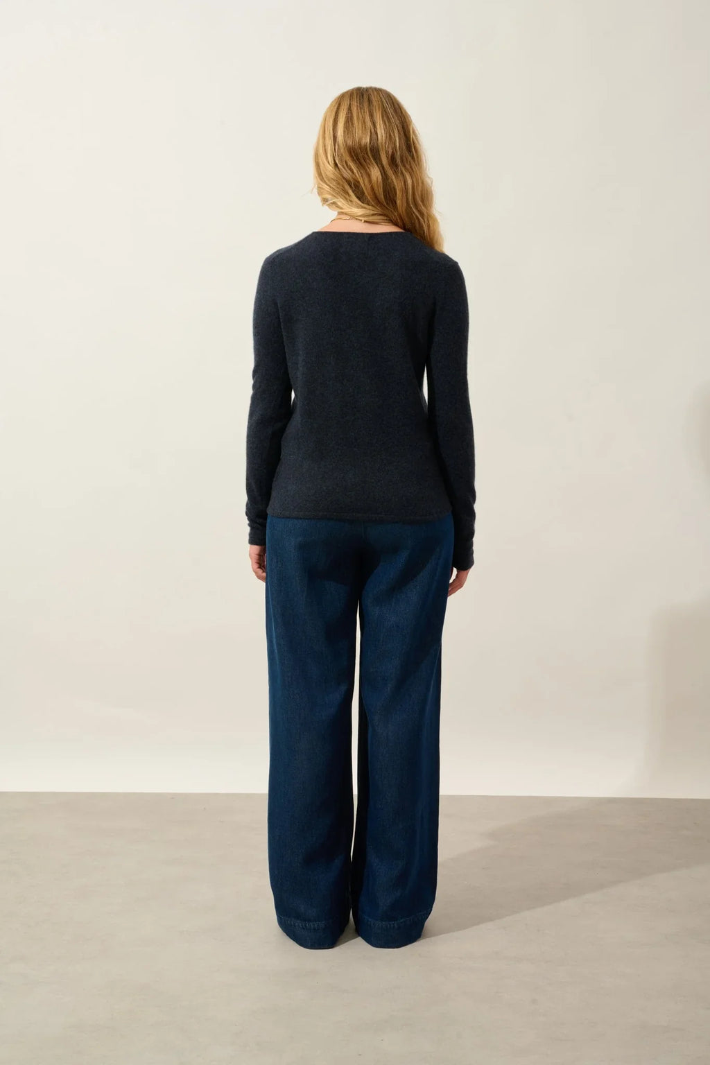 Jersey Cuello en V - Galise - Caviar
