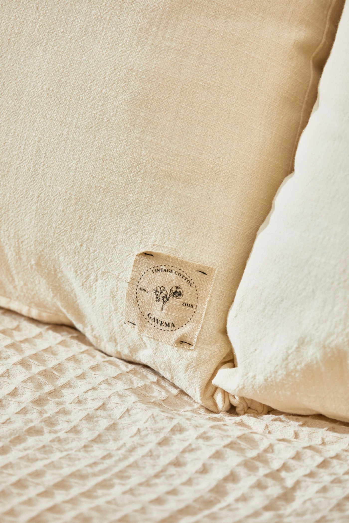 Gavema Cushion Cover - Ecru